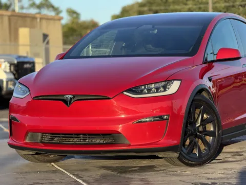 More photos of 2022 Tesla Model X Plaid at Auto Boutique Texas, TX