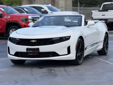 Another view of 2019 Chevrolet Camaro 1LT for sale in Alvin, TX at Auto Boutique Texas