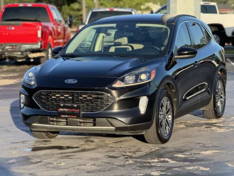 Another view of 2020 Ford Escape SEL for sale in Alvin, TX at Auto Boutique Texas