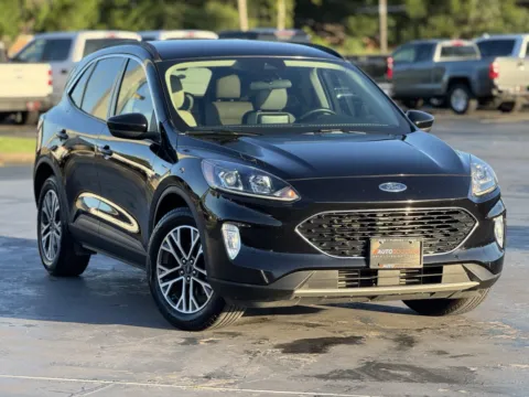 Photos of 2020 Ford Escape SEL for sale in Alvin, TX at Auto Boutique Texas