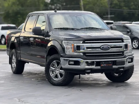 Photos of 2020 Ford F-150 XLT for sale in Alvin, TX at Auto Boutique Texas
