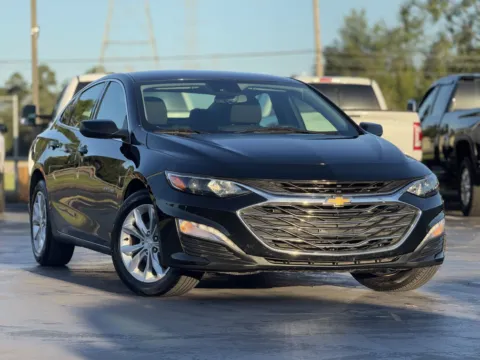 Photos of 2024 Chevrolet Malibu LT for sale in Alvin, TX at Auto Boutique Texas