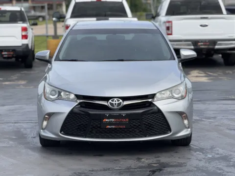 Another view of 2017 Toyota Camry SE for sale in Alvin, TX at Auto Boutique Texas