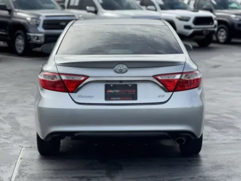 More photos of 2017 Toyota Camry SE at Auto Boutique Texas, TX
