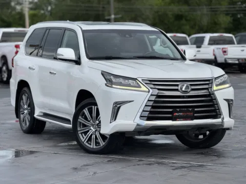 Photos of 2017 Lexus LX 570 for sale in Alvin, TX at Auto Boutique Texas