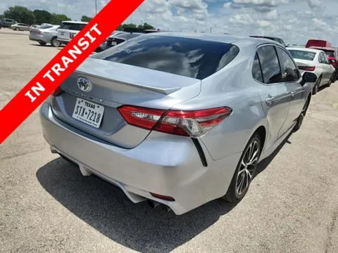 More photos of 2018 Toyota Camry LE at Auto Boutique Texas, TX