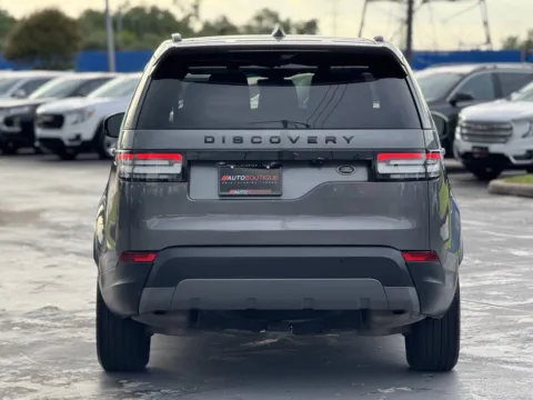 More photos of 2018 Land Rover Discovery SE at Auto Boutique Texas, TX