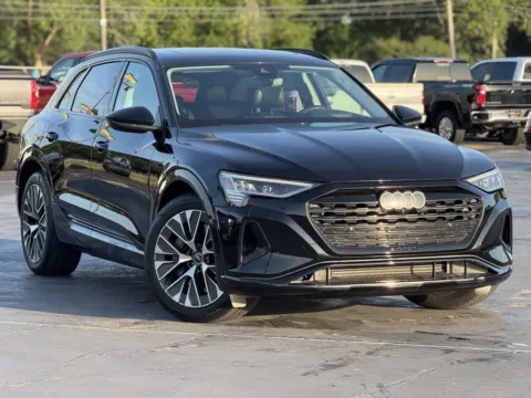 Photos of 2024 Audi Q8 e-tron Prestige for sale in Alvin, TX at Auto Boutique Texas