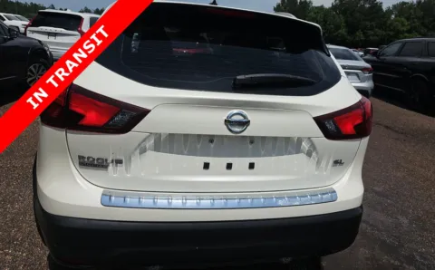 More photos of 2019 Nissan Rogue Sport SL at Auto Boutique Texas, TX