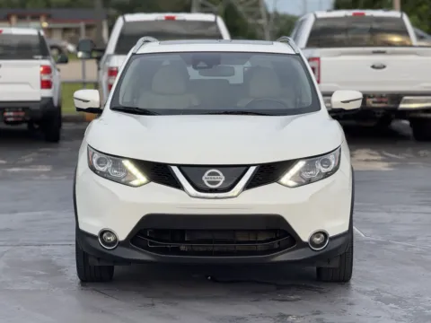 Another view of 2019 Nissan Rogue Sport SL for sale in Alvin, TX at Auto Boutique Texas