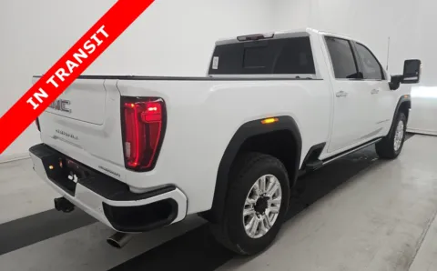 More photos of 2022 GMC Sierra 2500HD Denali at Auto Boutique Texas, TX