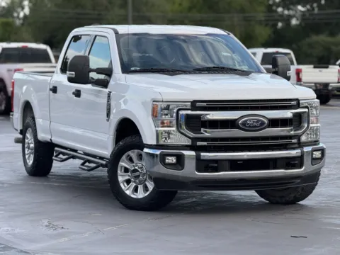 Photos of 2020 Ford Super Duty F-250 SRW XLT for sale in Alvin, TX at Auto Boutique Texas