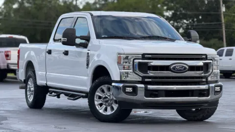 White 2020 Ford Super Duty F-250 SRW XLT for sale in Alvin, TX