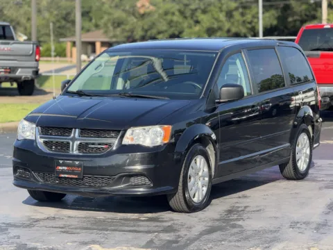 More photos of 2016 Dodge Grand Caravan SE at Auto Boutique Texas, TX