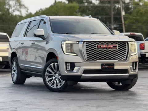 Photos of 2022 GMC Yukon XL Denali for sale in Alvin, TX at Auto Boutique Texas