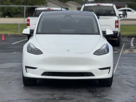 Another view of 2025 Tesla Model Y Long Range for sale in Alvin, TX at Auto Boutique Texas