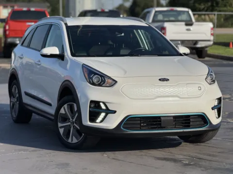 Photos of 2020 Kia Niro EV EX for sale in Alvin, TX at Auto Boutique Texas