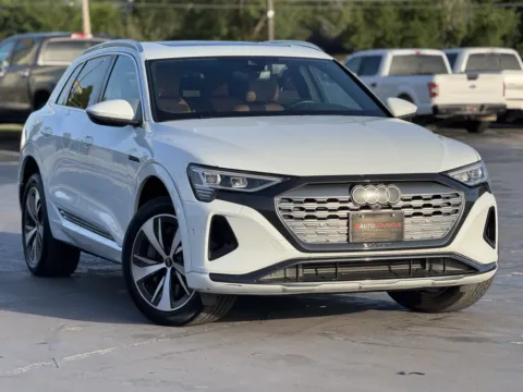 Photos of 2024 Audi Q8 e-tron Premium Plus for sale in Alvin, TX at Auto Boutique Texas