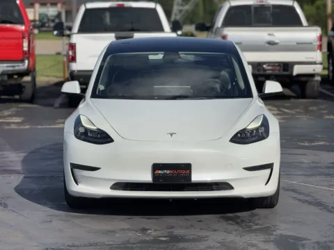 Another view of 2022 Tesla Model 3 for sale in Alvin, TX at Auto Boutique Texas