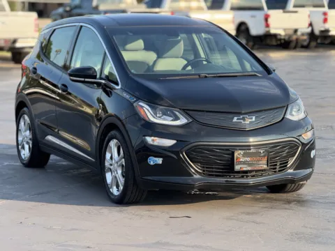 Photos of 2020 Chevrolet Bolt EV LT for sale in Alvin, TX at Auto Boutique Texas