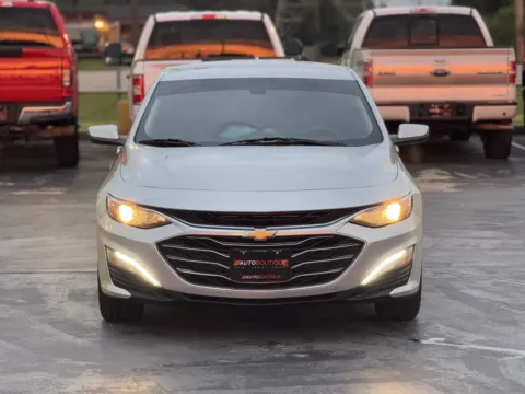 Another view of 2021 Chevrolet Malibu LT for sale in Alvin, TX at Auto Boutique Texas