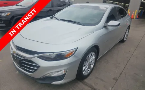 Silver 2021 Chevrolet Malibu LT for sale in Alvin, TX