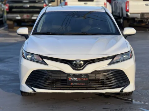 More photos of 2018 Toyota Camry LE at Auto Boutique Texas, TX