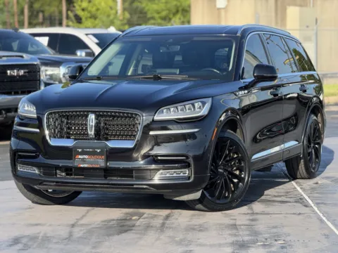 Another view of 2021 Lincoln Aviator Reserve for sale in Alvin, TX at Auto Boutique Texas