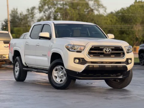 Photos of 2016 Toyota Tacoma SR5 for sale in Alvin, TX at Auto Boutique Texas