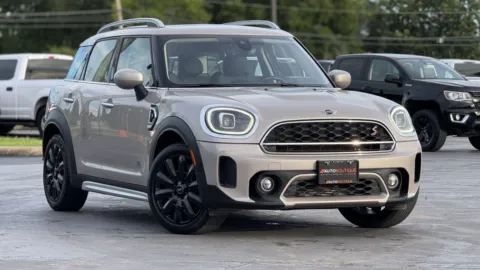 Brown 2024 MINI Countryman Cooper S for sale in Alvin, TX