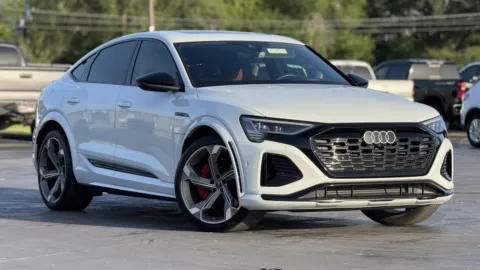 Photos of 2024 Audi SQ8 e-tron Sportback Prestige for sale in Alvin, TX at Auto Boutique Texas