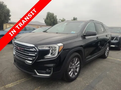 Black 2023 GMC Terrain SLT for sale in Alvin, TX