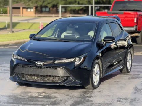 More photos of 2020 Toyota Corolla Hatchback SE at Auto Boutique Texas, TX