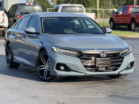 Photos of 2022 Honda Accord Hybrid Touring for sale in Alvin, TX at Auto Boutique Texas