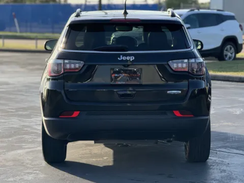 More photos of 2019 Jeep Compass Latitude w Sun Wheel Pkg at Auto Boutique Texas, TX