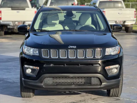 More photos of 2019 Jeep Compass Latitude w Sun Wheel Pkg at Auto Boutique Texas, TX