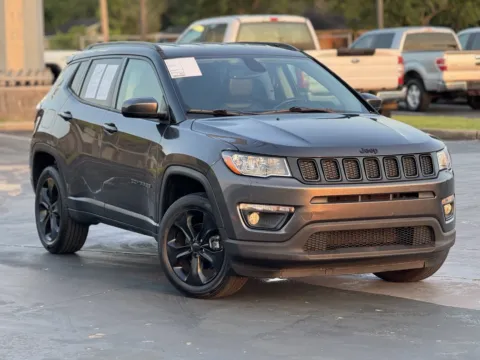 Photos of 2018 Jeep Compass Altitude for sale in Alvin, TX at Auto Boutique Texas