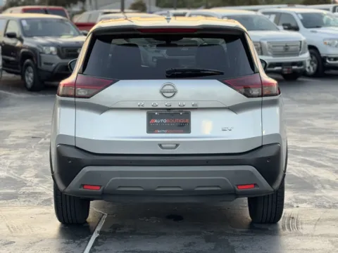 More photos of 2022 Nissan Rogue SV at Auto Boutique Texas, TX