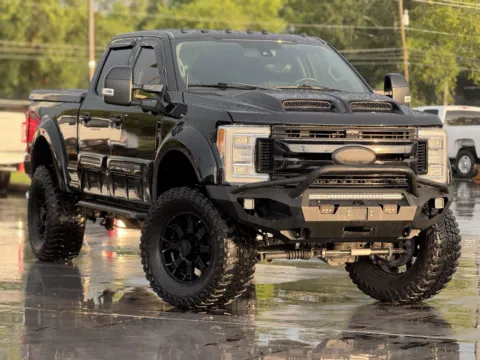 Photos of 2017 Ford Super Duty F-250 SRW Lariat for sale in Alvin, TX at Auto Boutique Texas