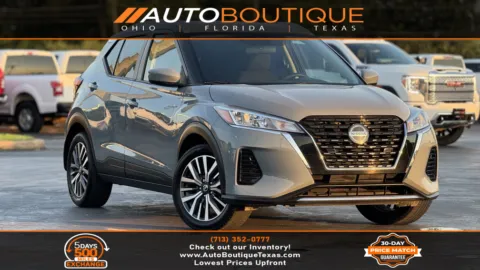 Gray 2021 Nissan Kicks SV for sale in Alvin, TX