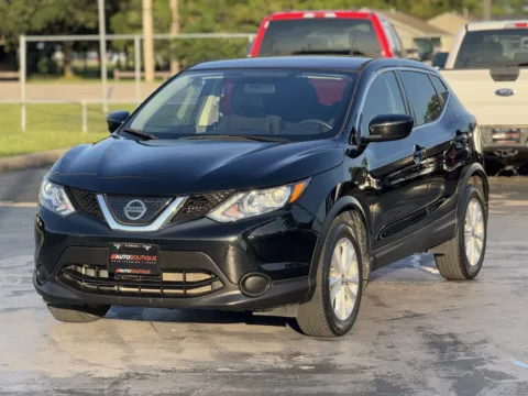 More photos of 2019 Nissan Rogue Sport S at Auto Boutique Texas, TX