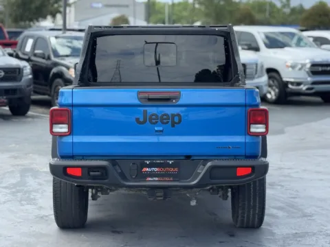 More photos of 2021 Jeep Gladiator Texas Trail at Auto Boutique Texas, TX