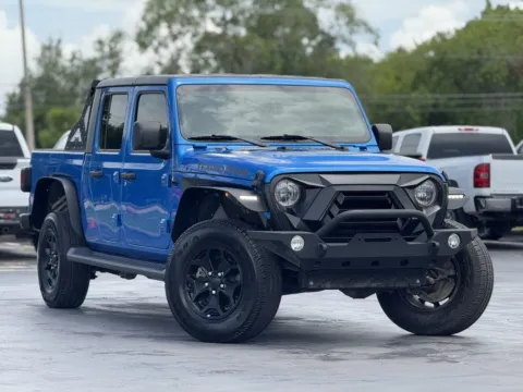 Photos of 2021 Jeep Gladiator Texas Trail for sale in Alvin, TX at Auto Boutique Texas