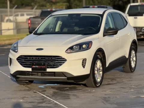 Another view of 2022 Ford Escape SE for sale in Alvin, TX at Auto Boutique Texas