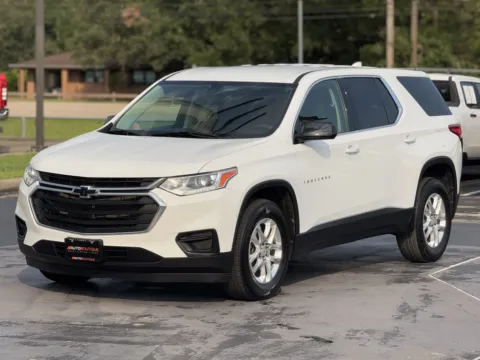 More photos of 2020 Chevrolet Traverse LS at Auto Boutique Texas, TX