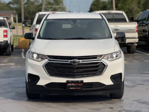 Another view of 2020 Chevrolet Traverse LS for sale in Alvin, TX at Auto Boutique Texas