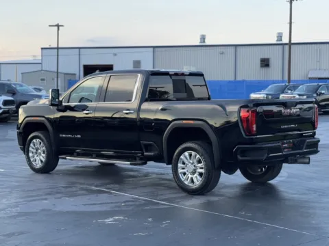 More photos of 2023 GMC Sierra 2500HD Denali at Auto Boutique Texas, TX