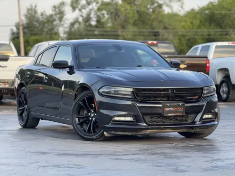 Photos of 2018 Dodge Charger R T for sale in Alvin, TX at Auto Boutique Texas