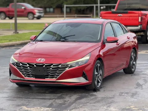 More photos of 2021 Hyundai Elantra SEL at Auto Boutique Texas, TX