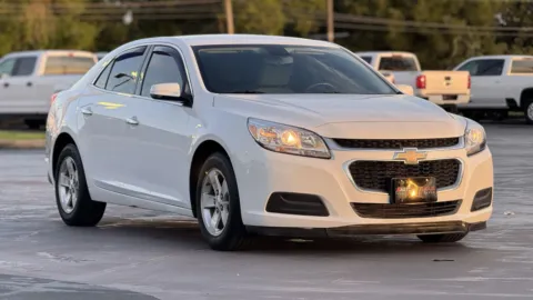 White 2016 Chevrolet Malibu Limited LT for sale in Alvin, TX